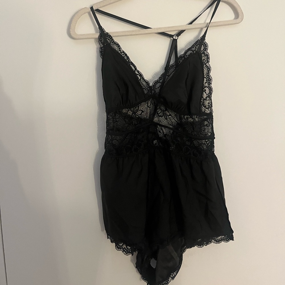 Lace teddy shorts